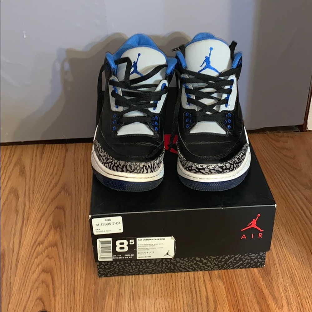 Air Jordan 3 Retro Black/Sport Blue-Wolf Grey